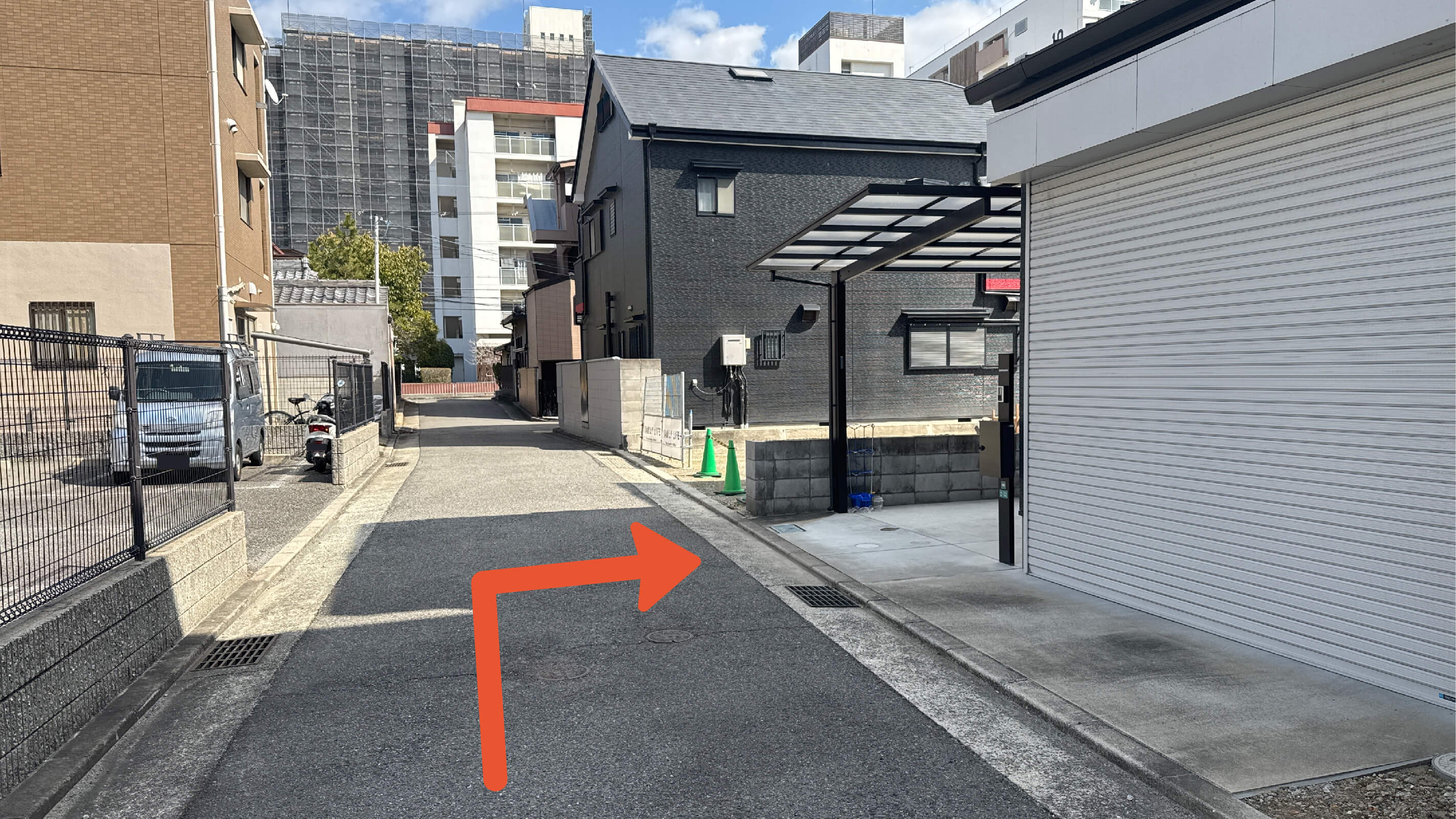 中須佐町2-32駐車場の写真