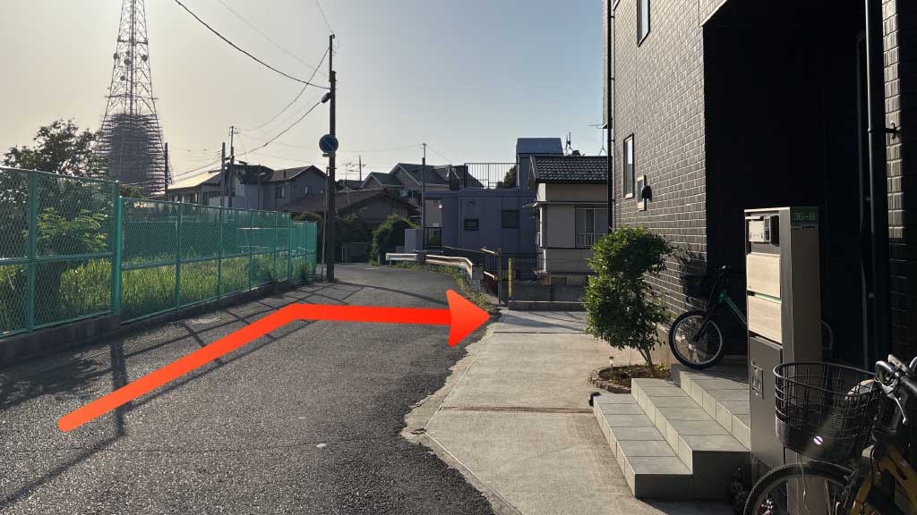 三山2-36-8駐車場の写真