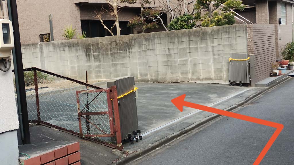 黄金通6丁目8-2駐車場の写真