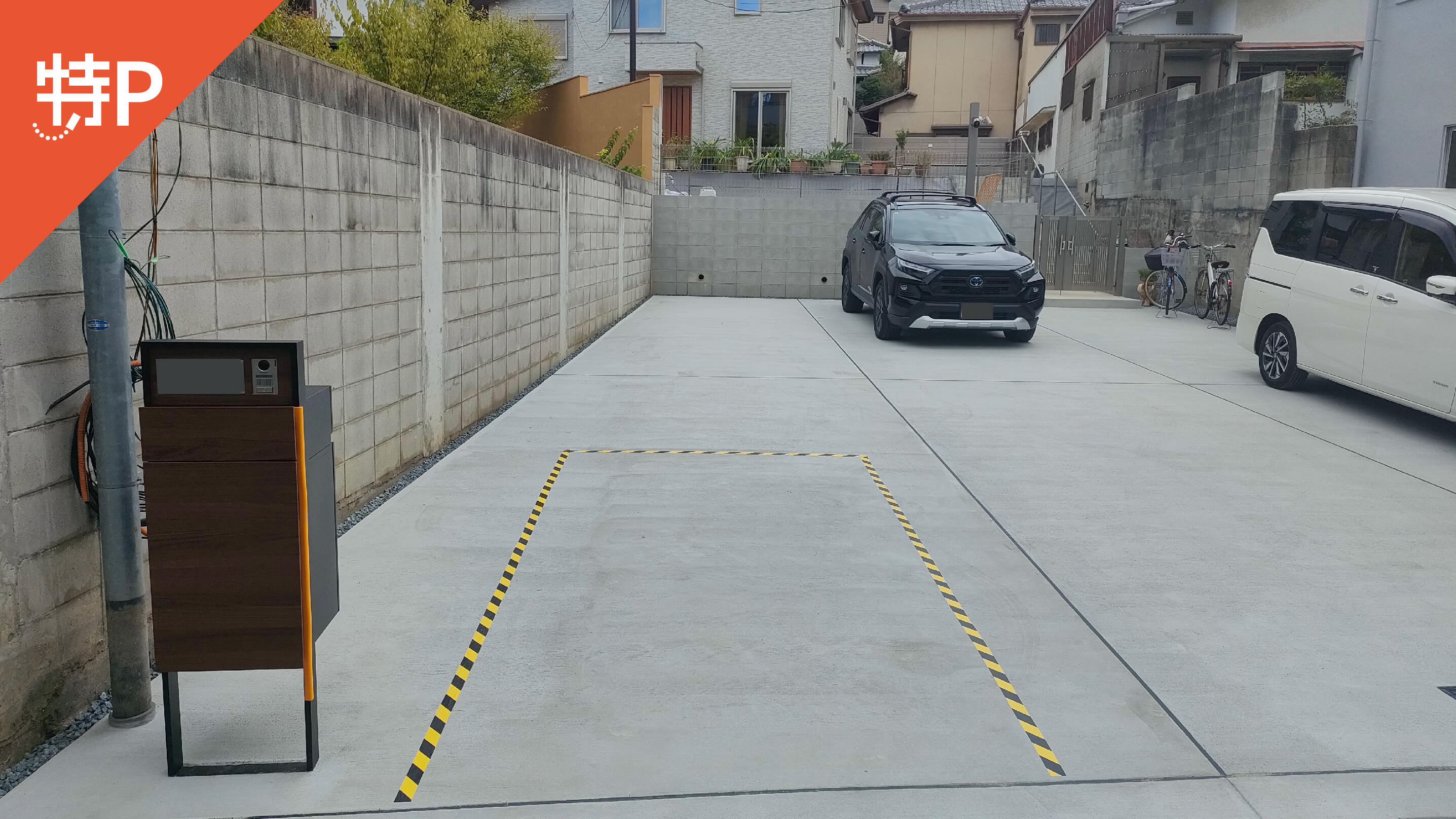 【予約制】特P 《軽・コンパクトカー》伶人町5-35駐車場の画像1