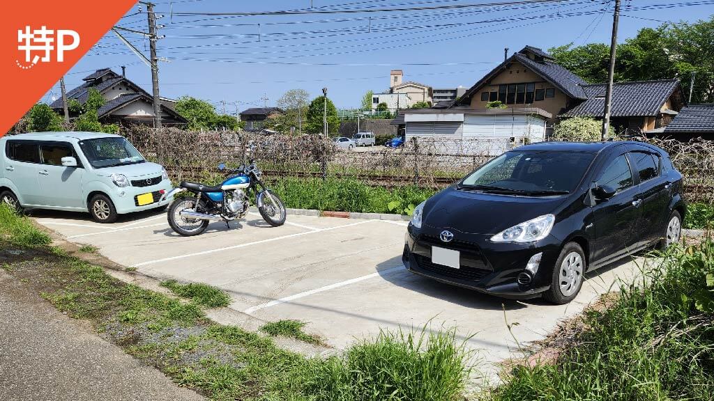 【予約制】特P 寺崎2642付近駐車場の画像1
