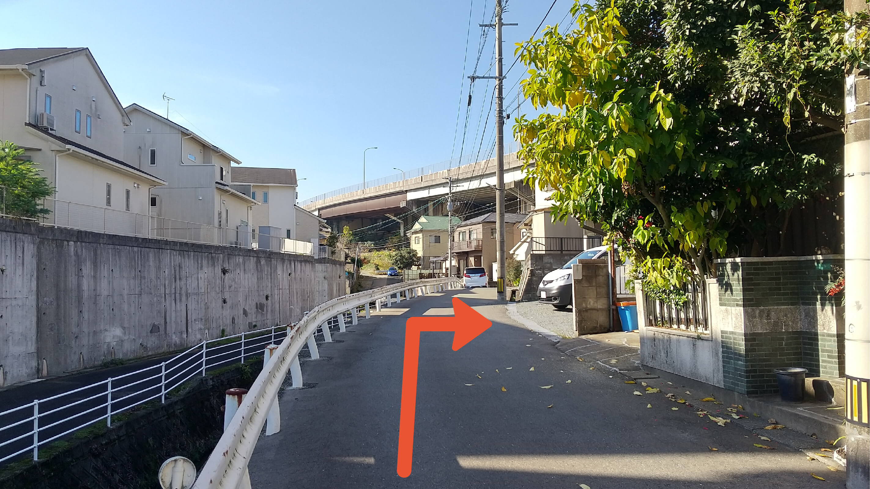 山手3丁目19-6駐車場の写真