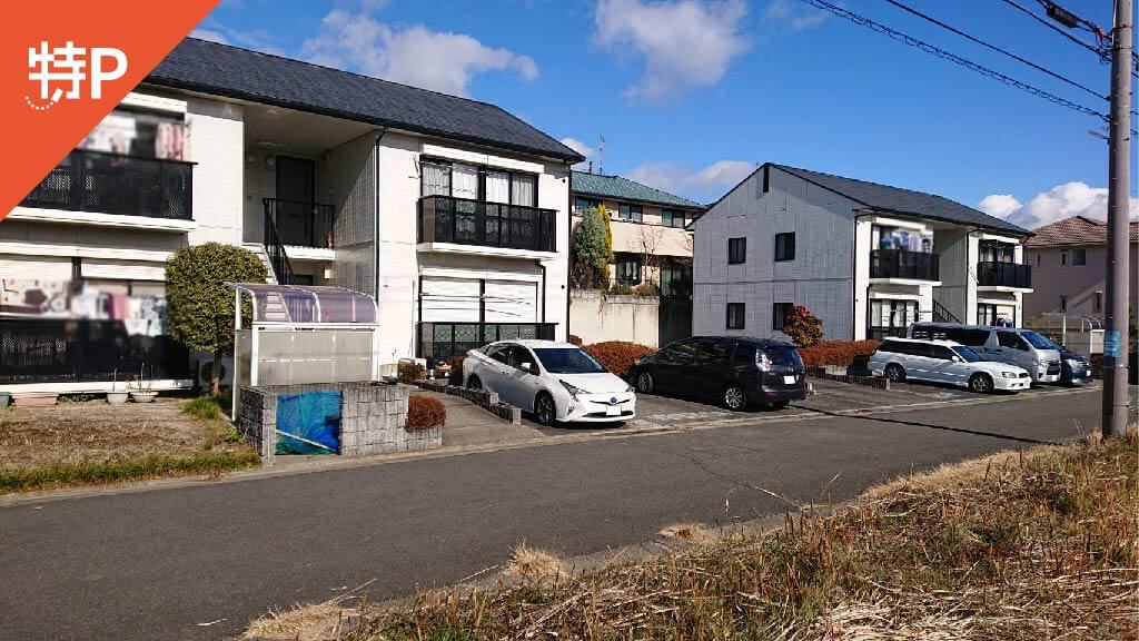 【予約制】特P 【軽自動車専用】ファミール光駐車場の画像1