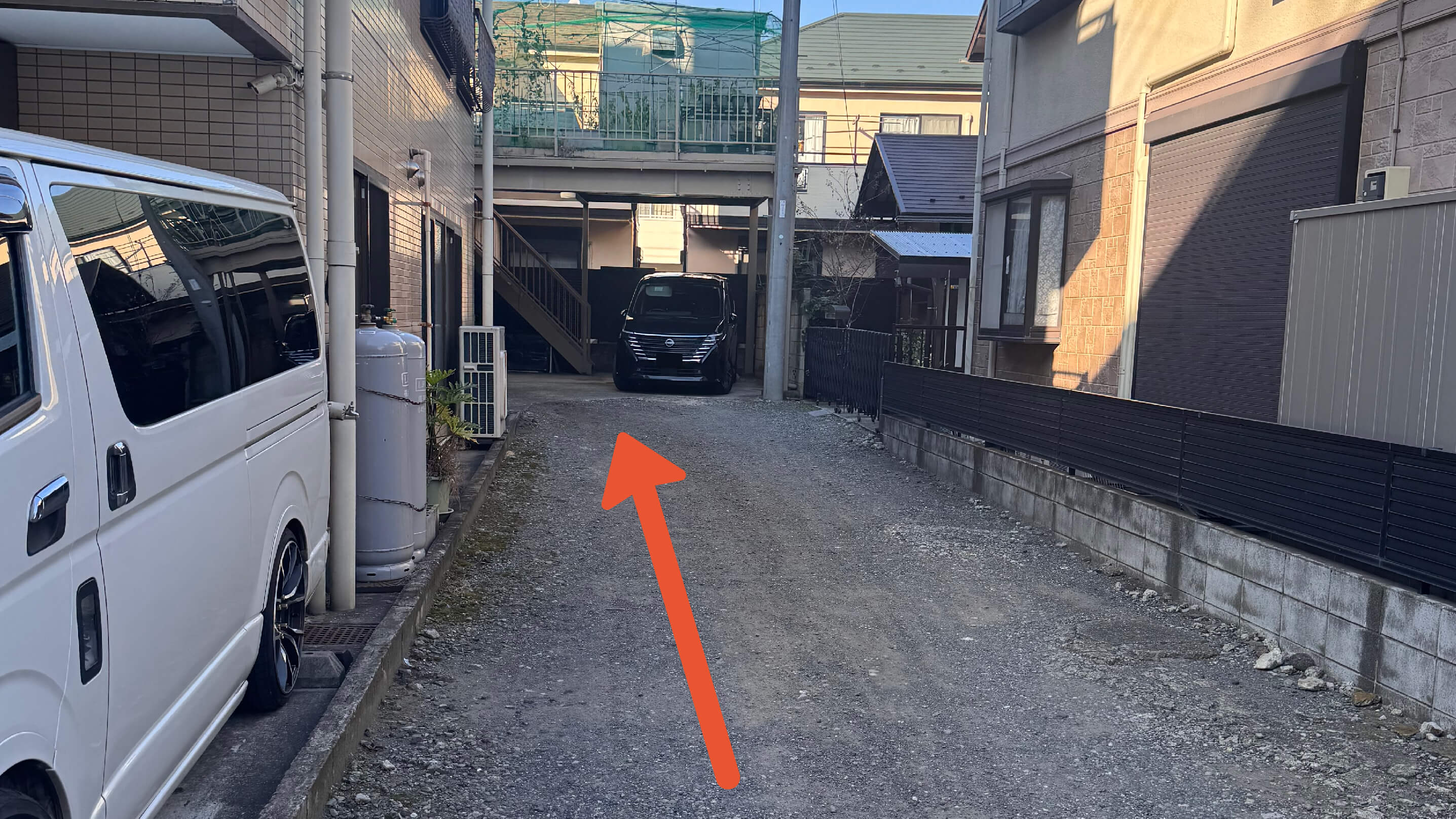 アイリッチ1F駐車場の写真