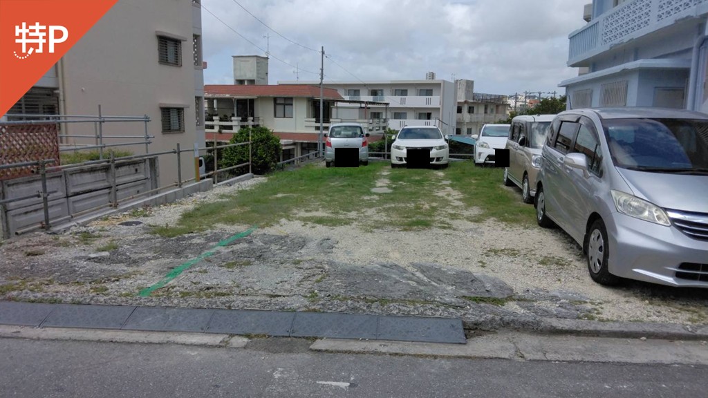 【予約制】特P ≪軽自動車専用≫古波蔵1丁目29-13駐車場の画像1