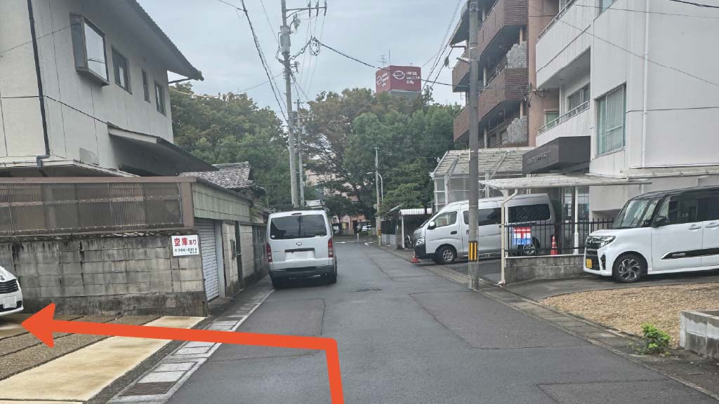 栗矢田町2-12駐車場の写真