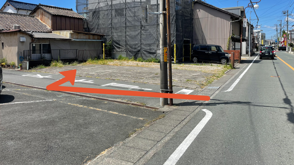 向宿2丁目4-14駐車場の写真