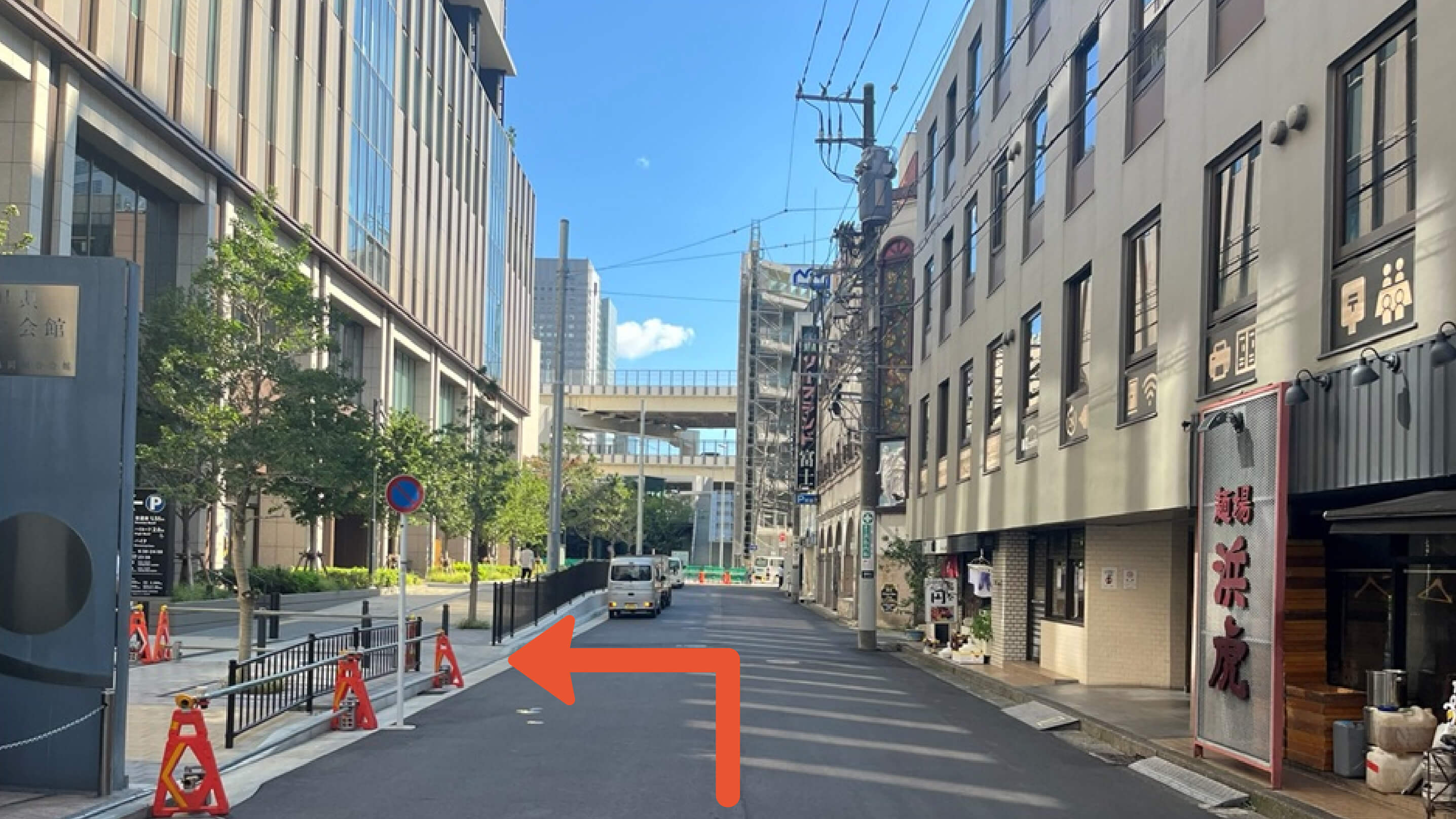 【ロールーフ】THE YOKOHAMA FRONTパーキングの写真