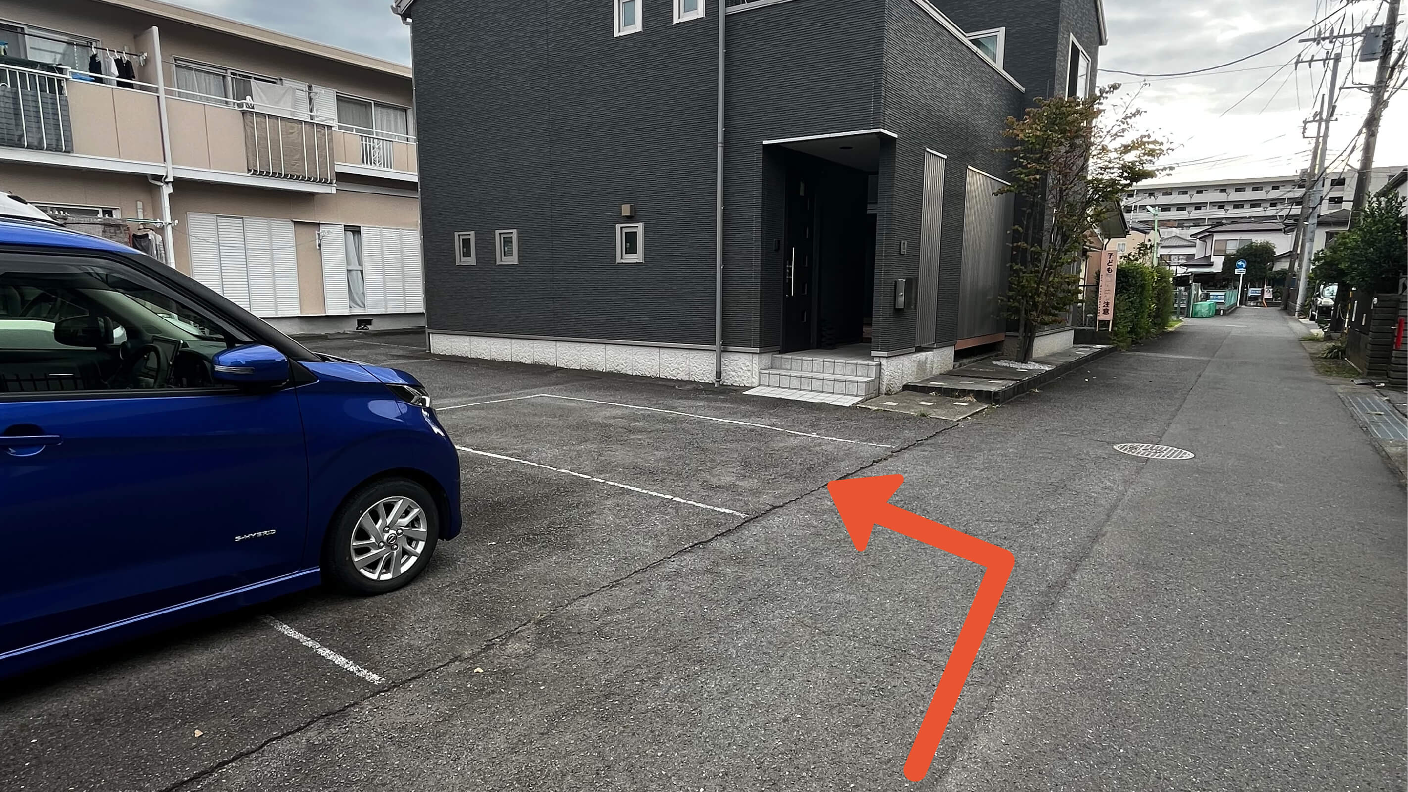 アネックスM駐車場の写真