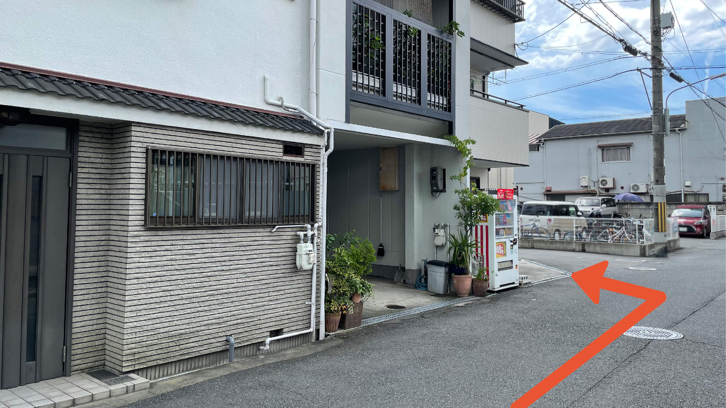 コーナン布施駅前店 駐車場 24時間駐車しても最大料金350円の 安い パーキング 特p とくぴー