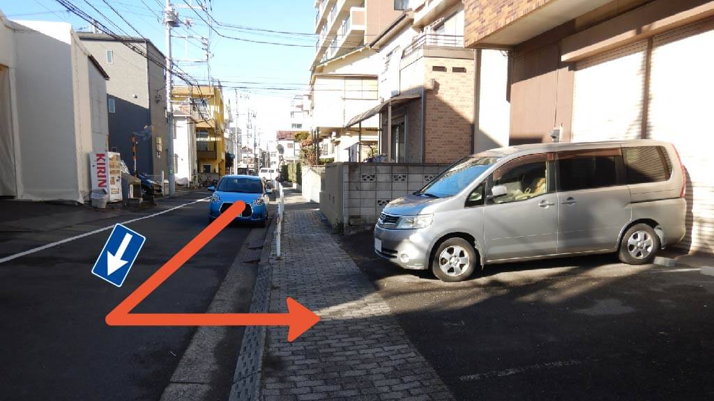 焼肉きんぐ梅島店 から 近くて安い 駐車場 600 24h 特p とくぴー