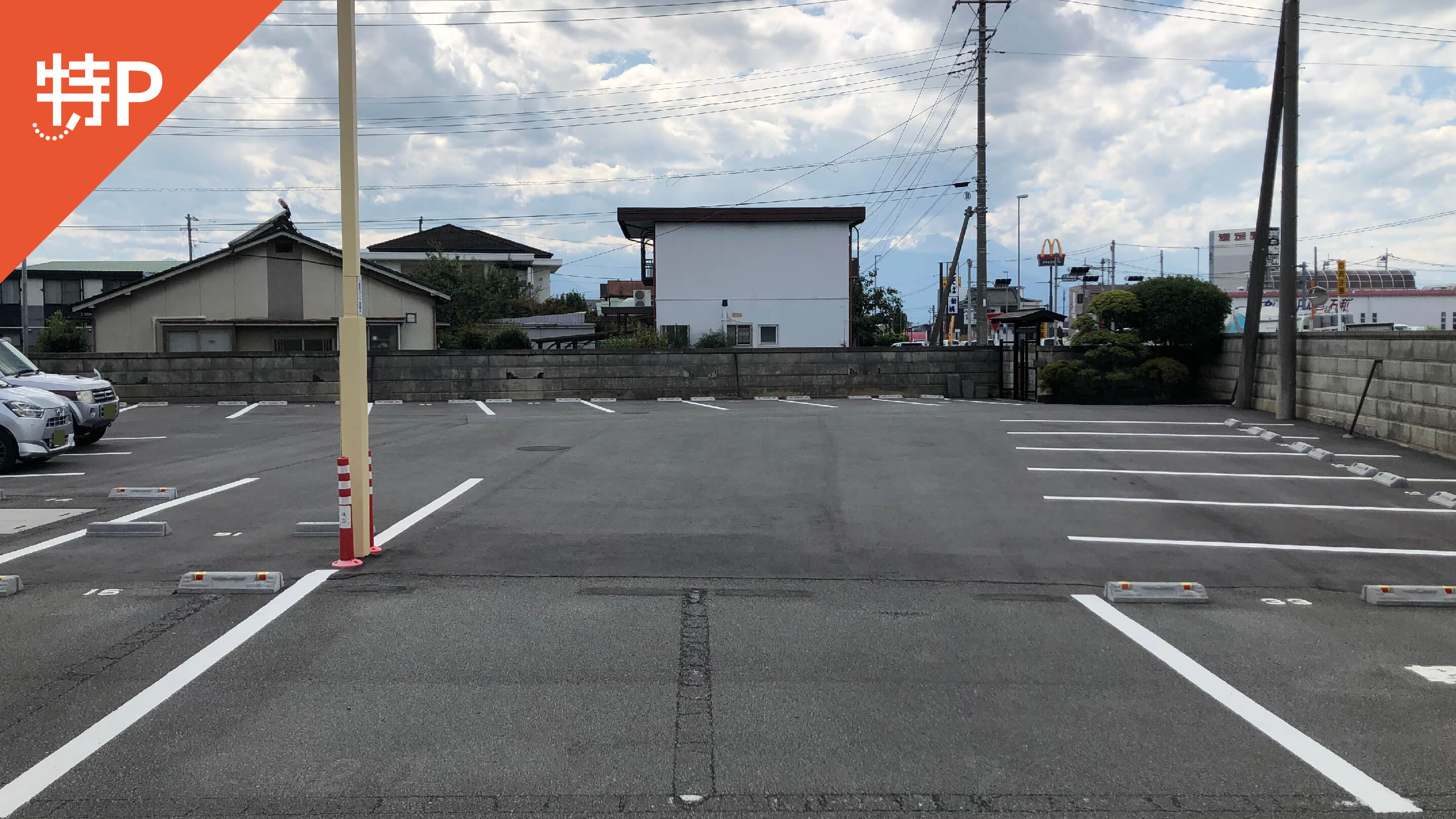 【予約制】特P レジデンスNAITOH駐車場の画像1