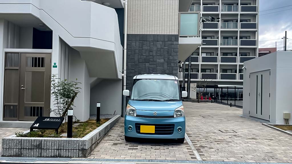 大阪城公園から近くて安い京橋パンション駐車場