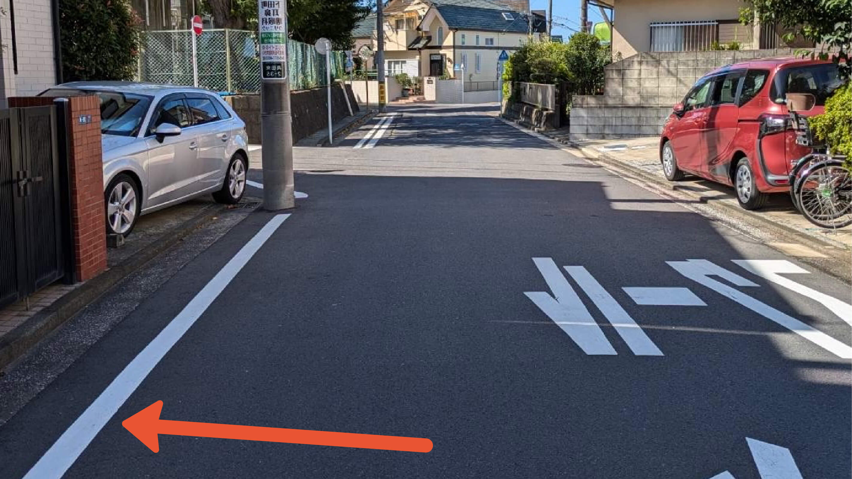 《軽自動車》高田東2-35-8駐車場の写真