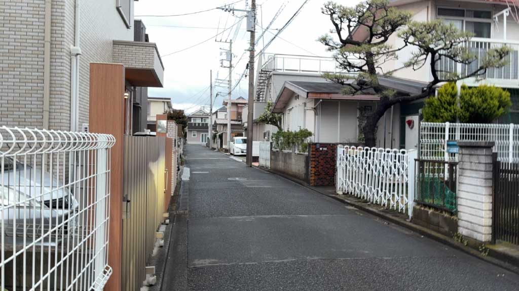 《軽自動車》東林間8-14-23駐車場の写真
