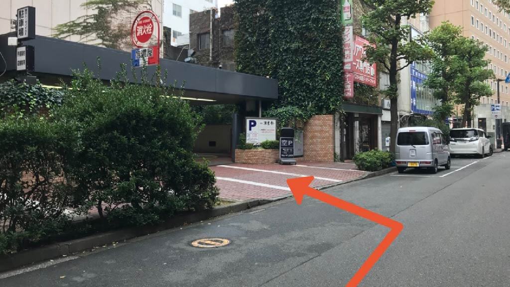 横浜みなと博物館 から【 近くて安い 】駐車場 ¥300 / 24H｜特P (とくぴー)