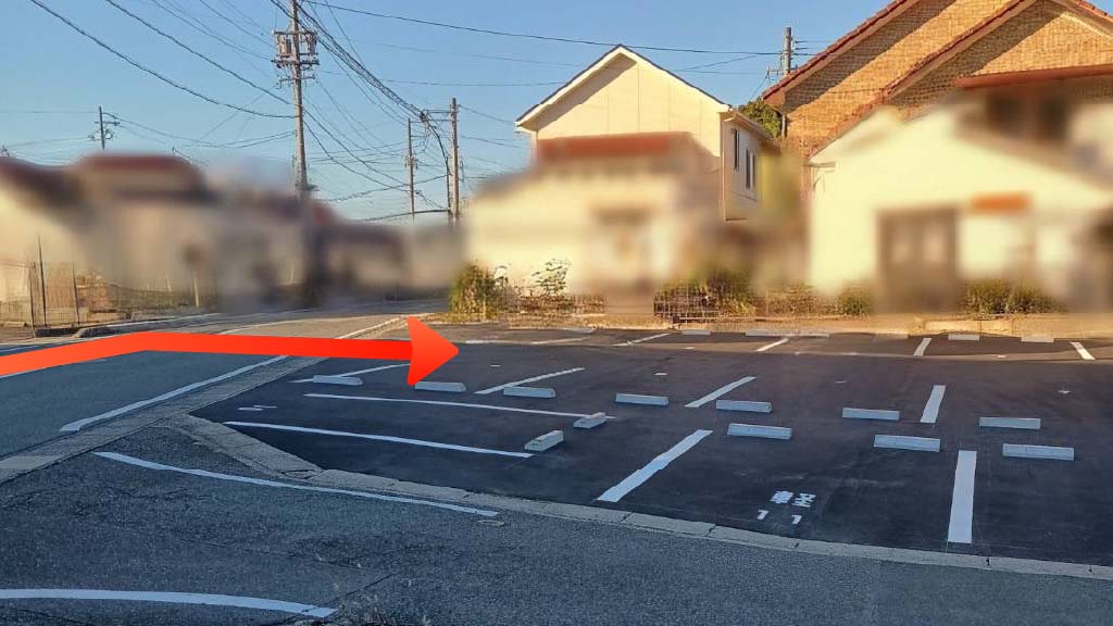 《軽自動車》半田高校南パーキングの写真