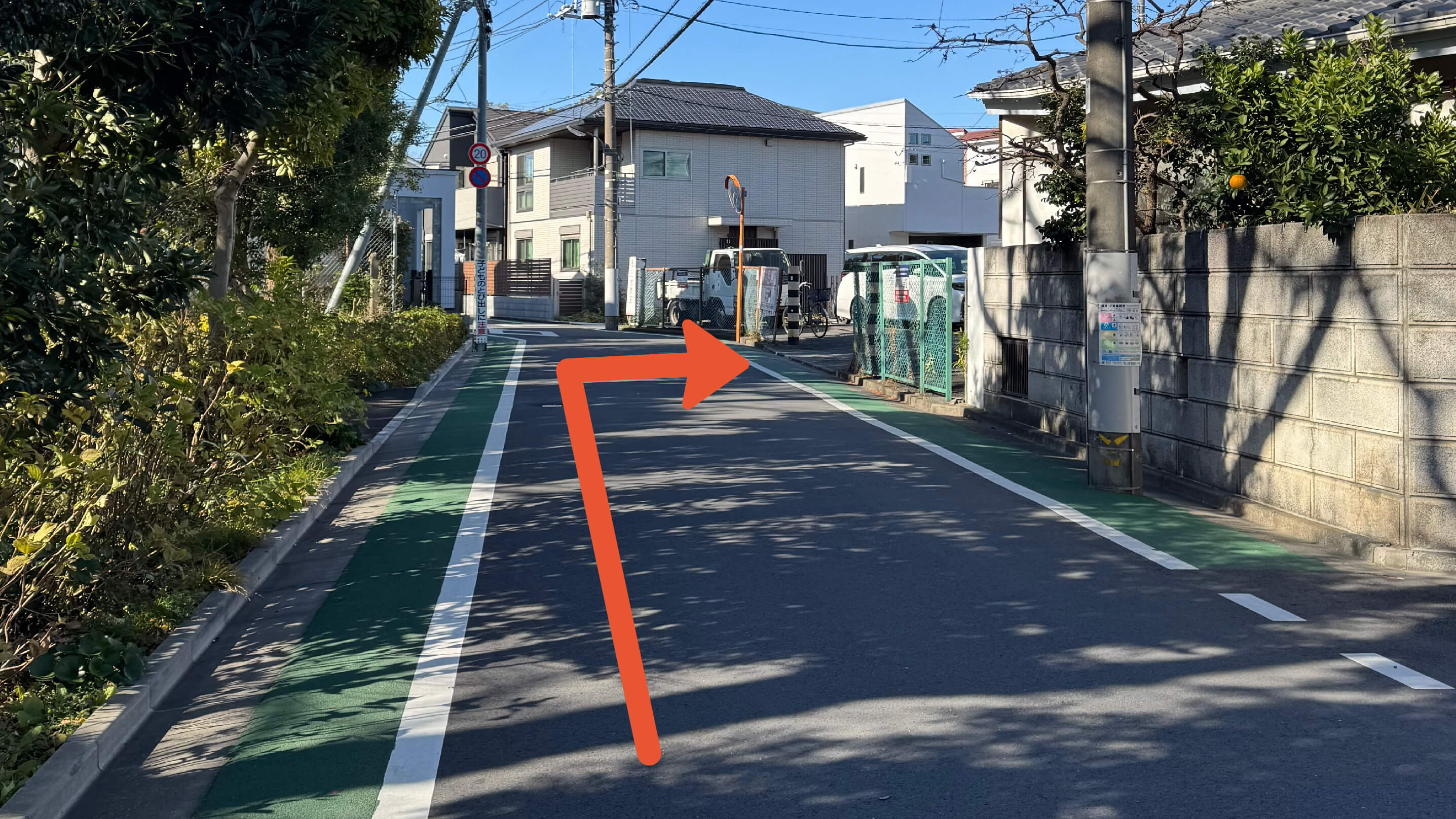 《軽自動車》春日町1-5駐車場の写真