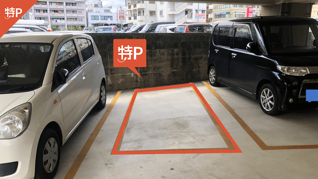 沖縄セルラースタジアム那覇から近くて安い《2番/軽自動車》壺川2丁目5-14駐車場
