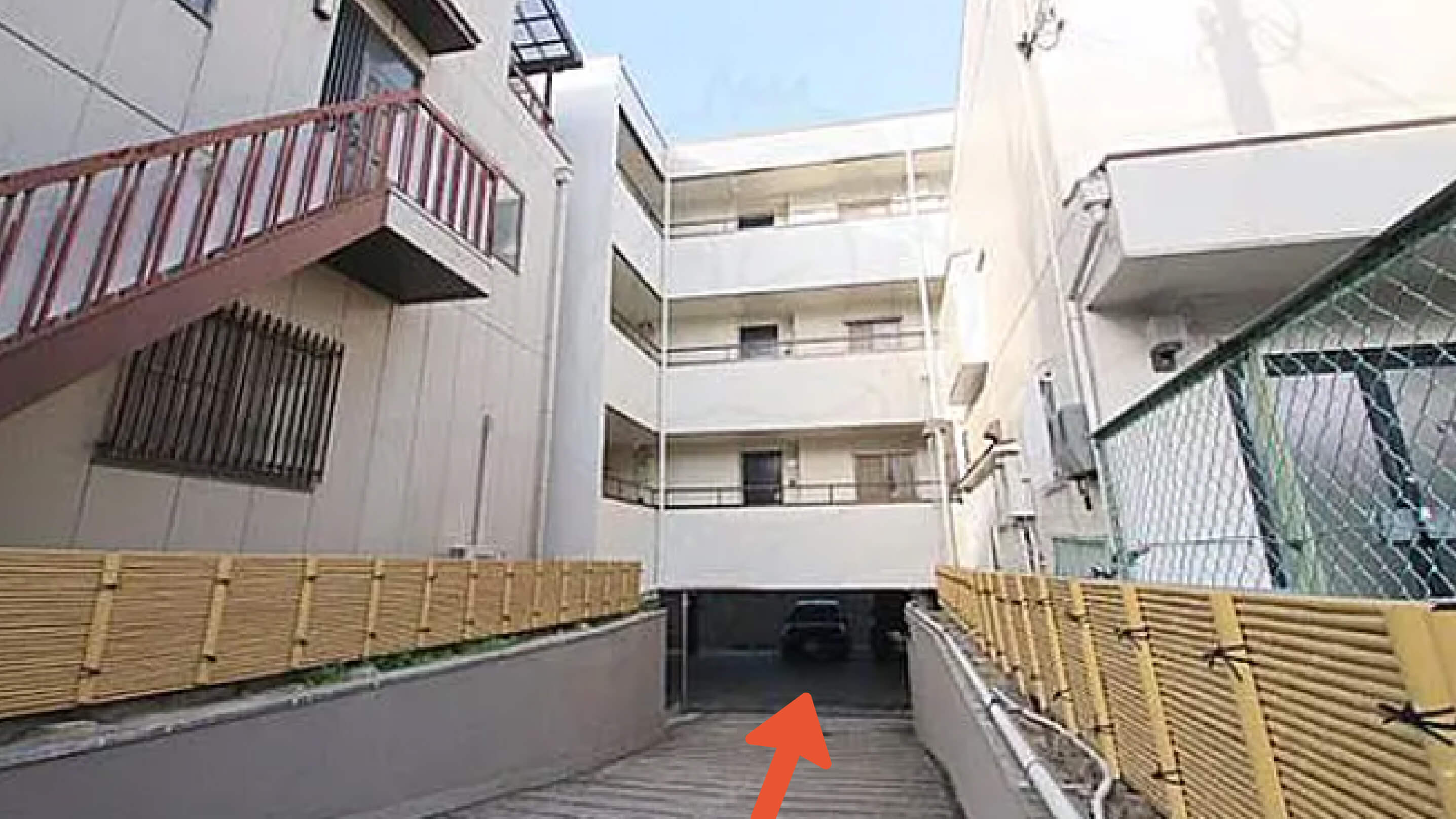 片山町2-16-7駐車場の写真
