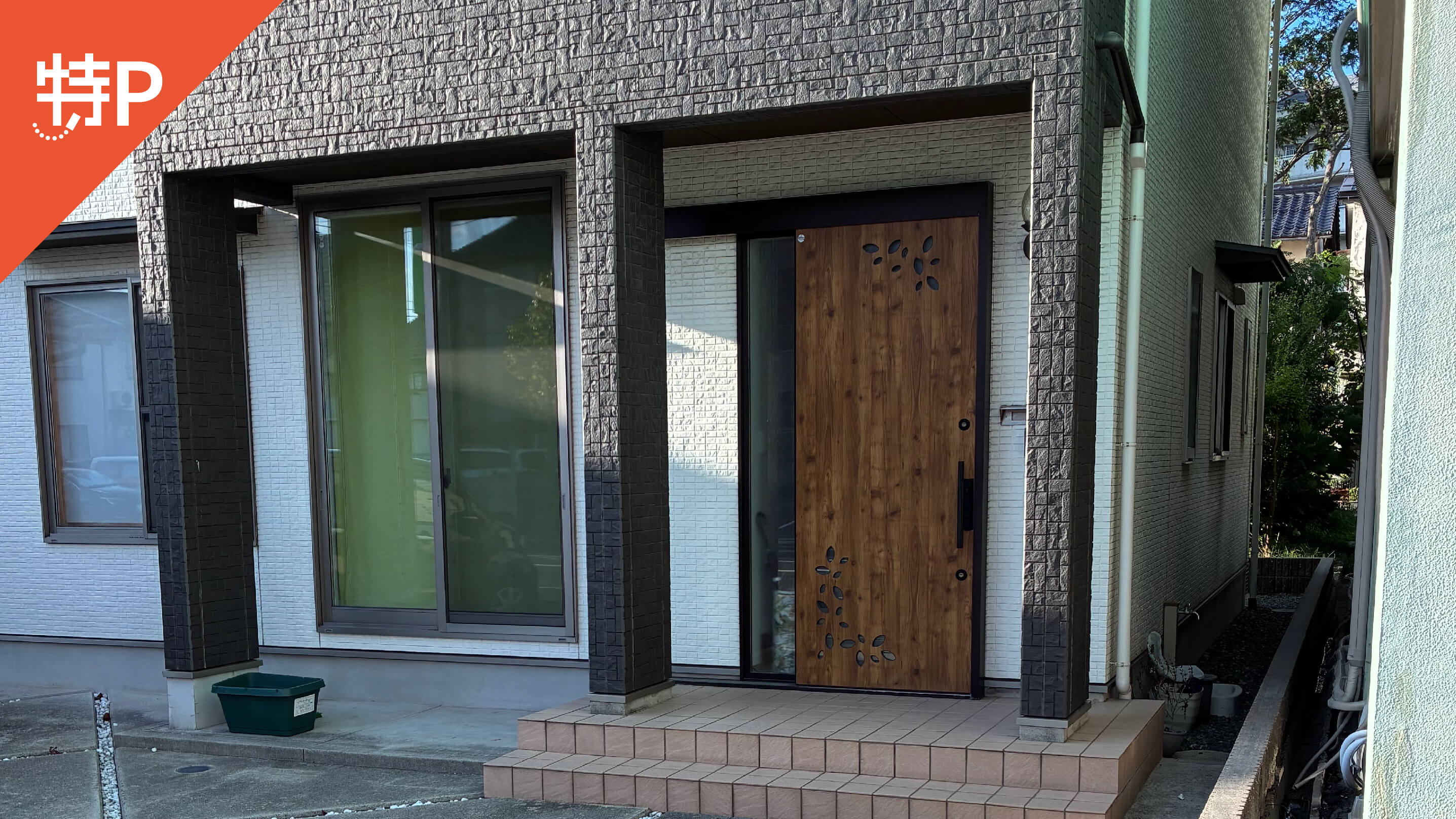 【予約制】特P 《軽・コンパクト》東朝日町210-4駐車場の画像1