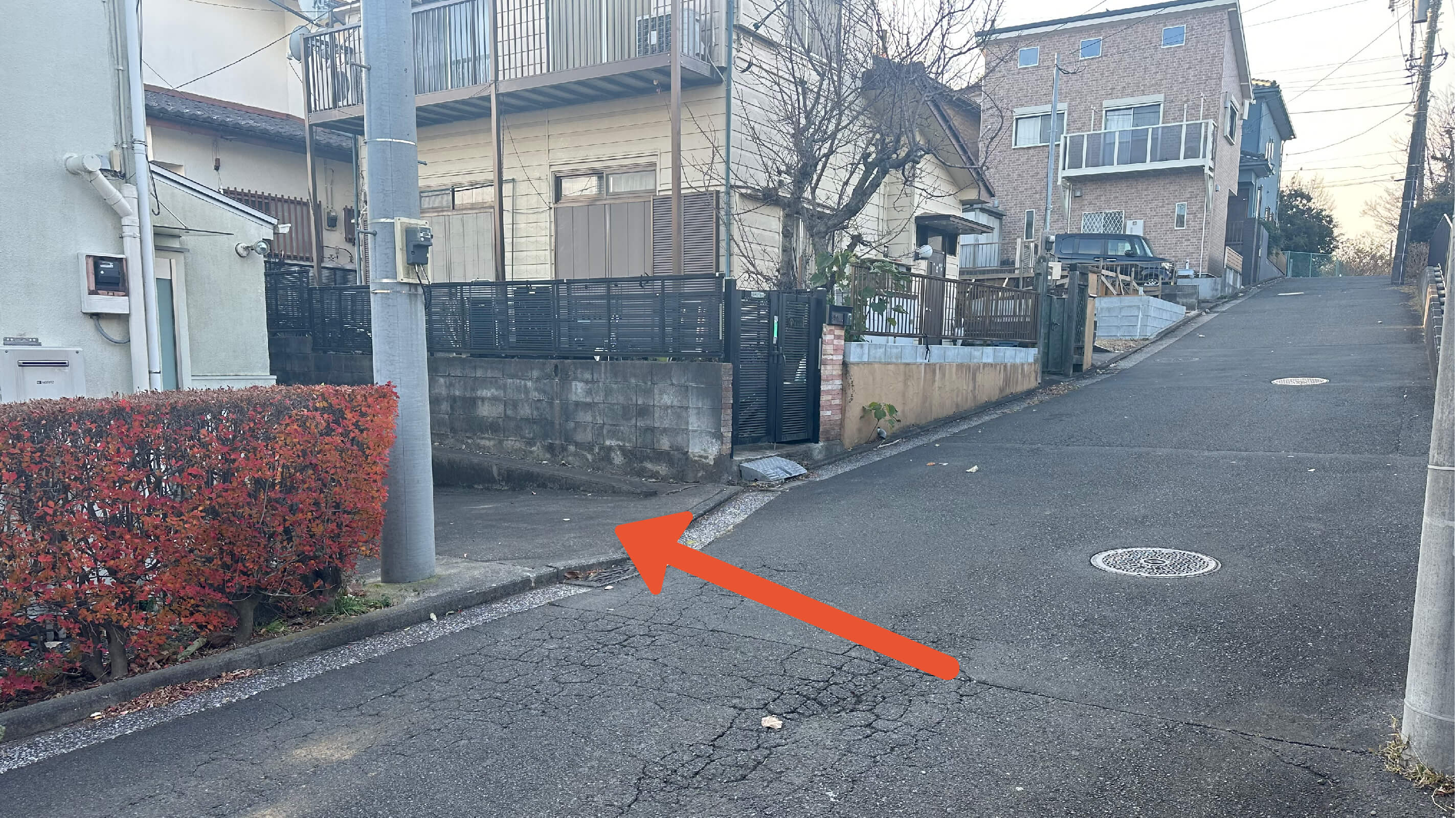《軽・コンパクト》今宿東町515-2駐車場の写真