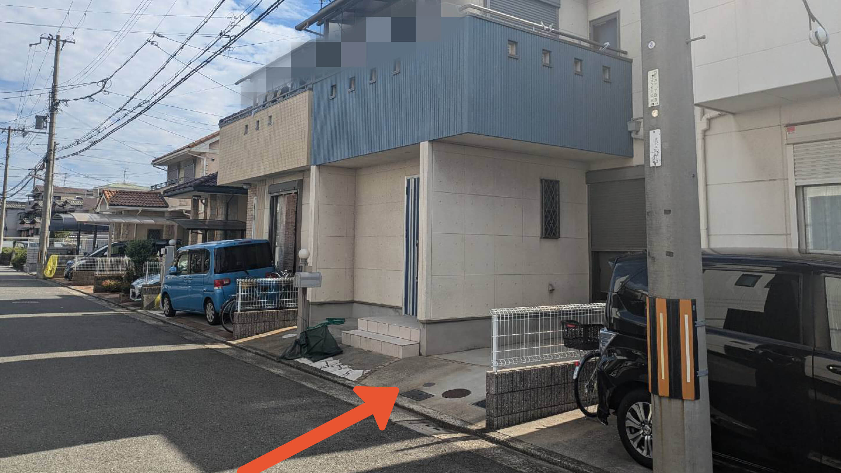 鳳西町2丁73-12駐車場の写真