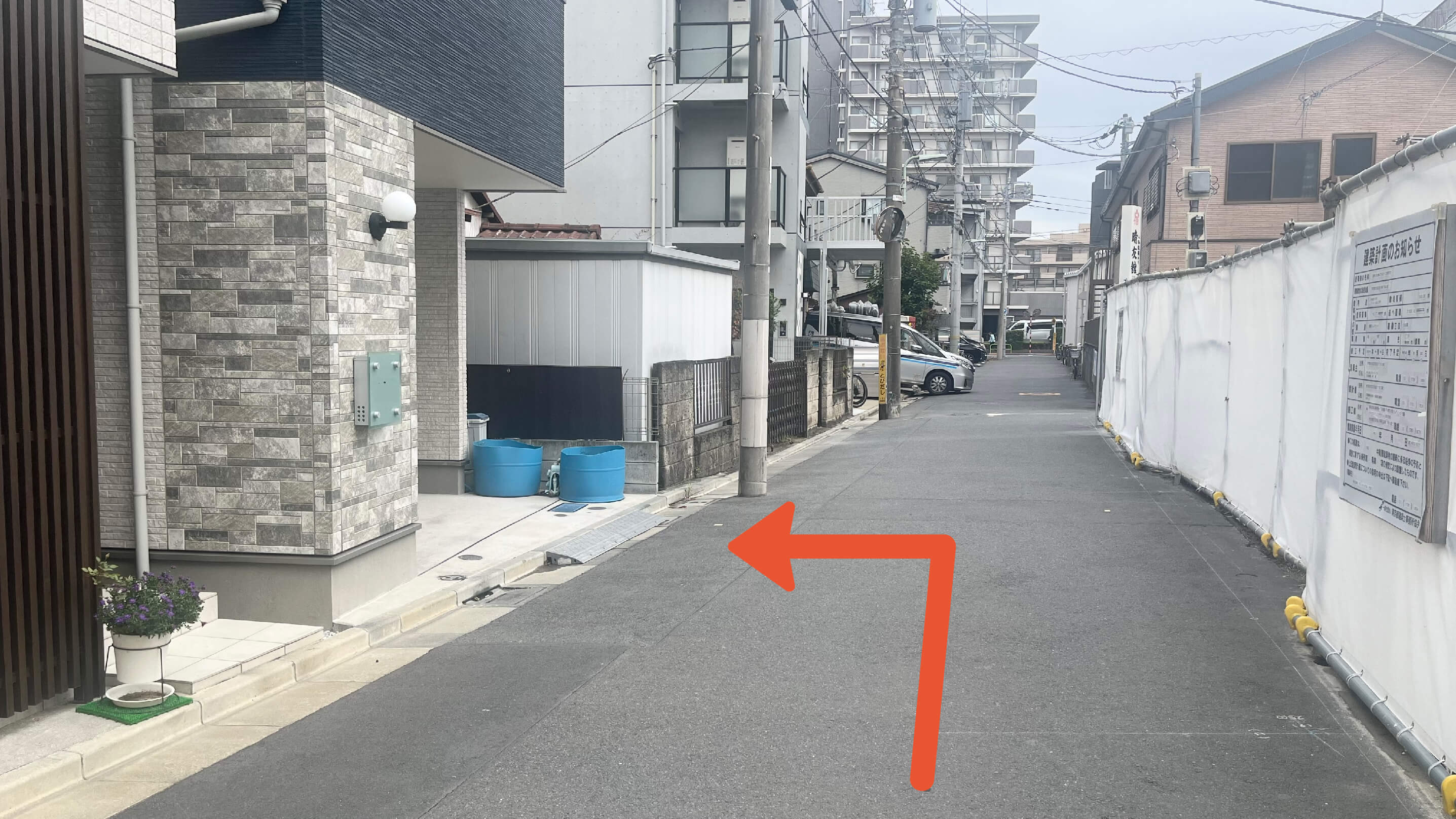 西六郷4-14-14駐車場の写真