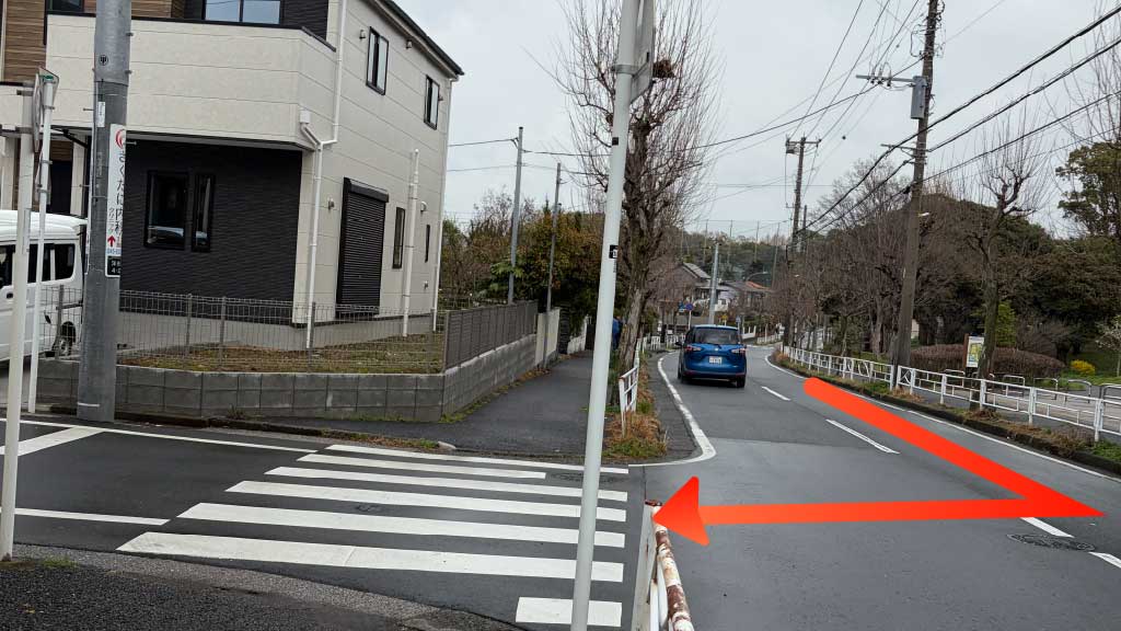 洋光台四丁目23番17駐車場の写真