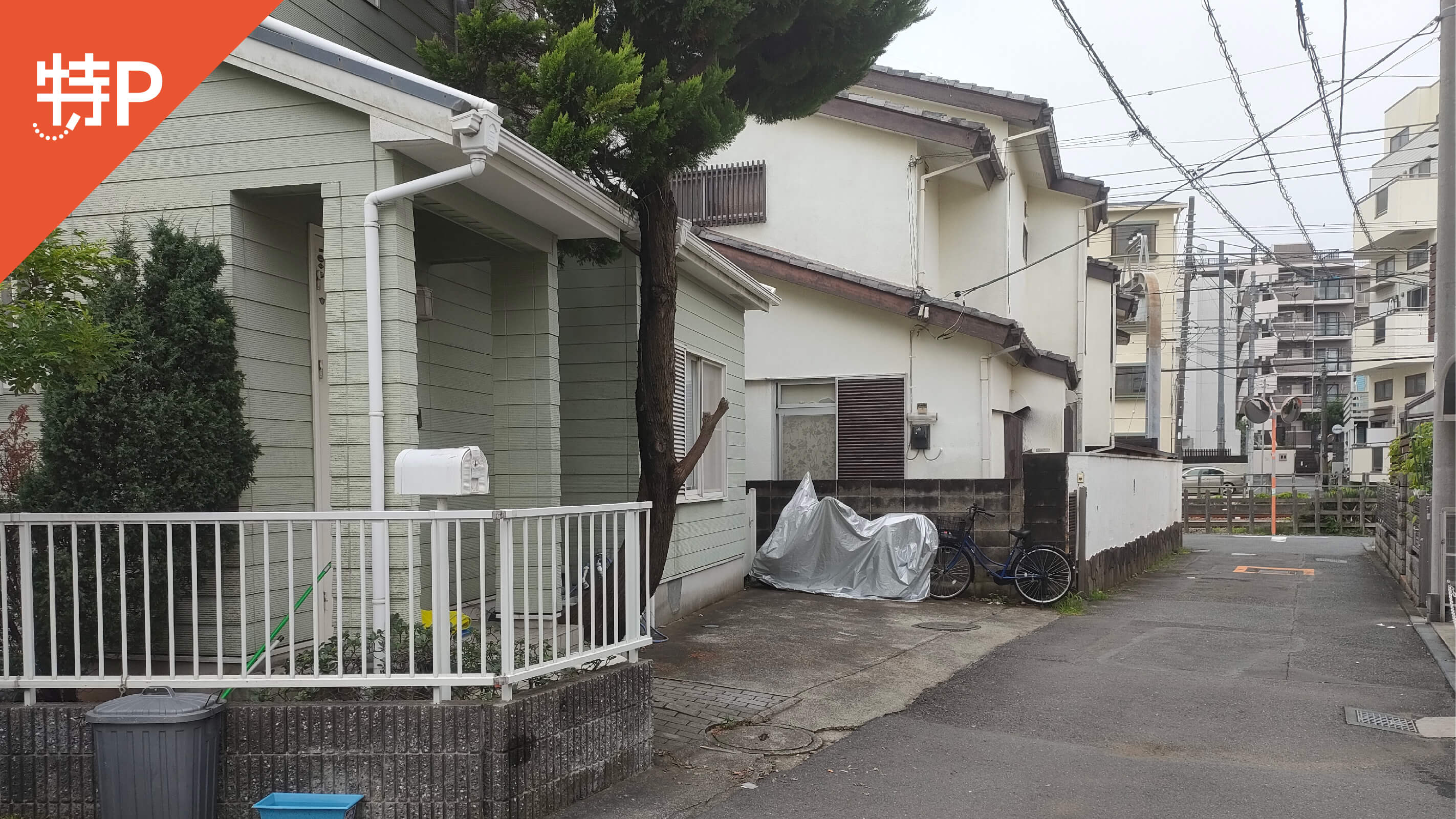 【予約制】特P 《バイク・原付専用》片瀬海岸2-12-17駐車場の画像1