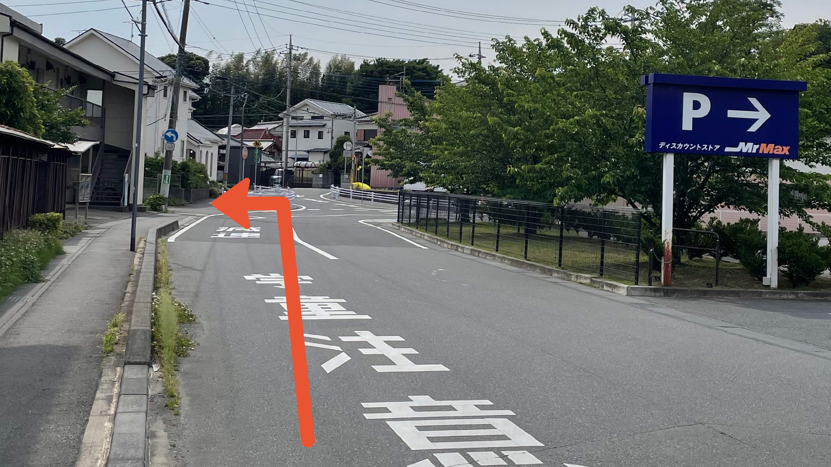 【軽自動車】東4-3-21駐車場の写真
