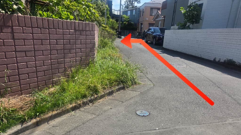 鵠沼藤が谷4-14-7駐車場の写真