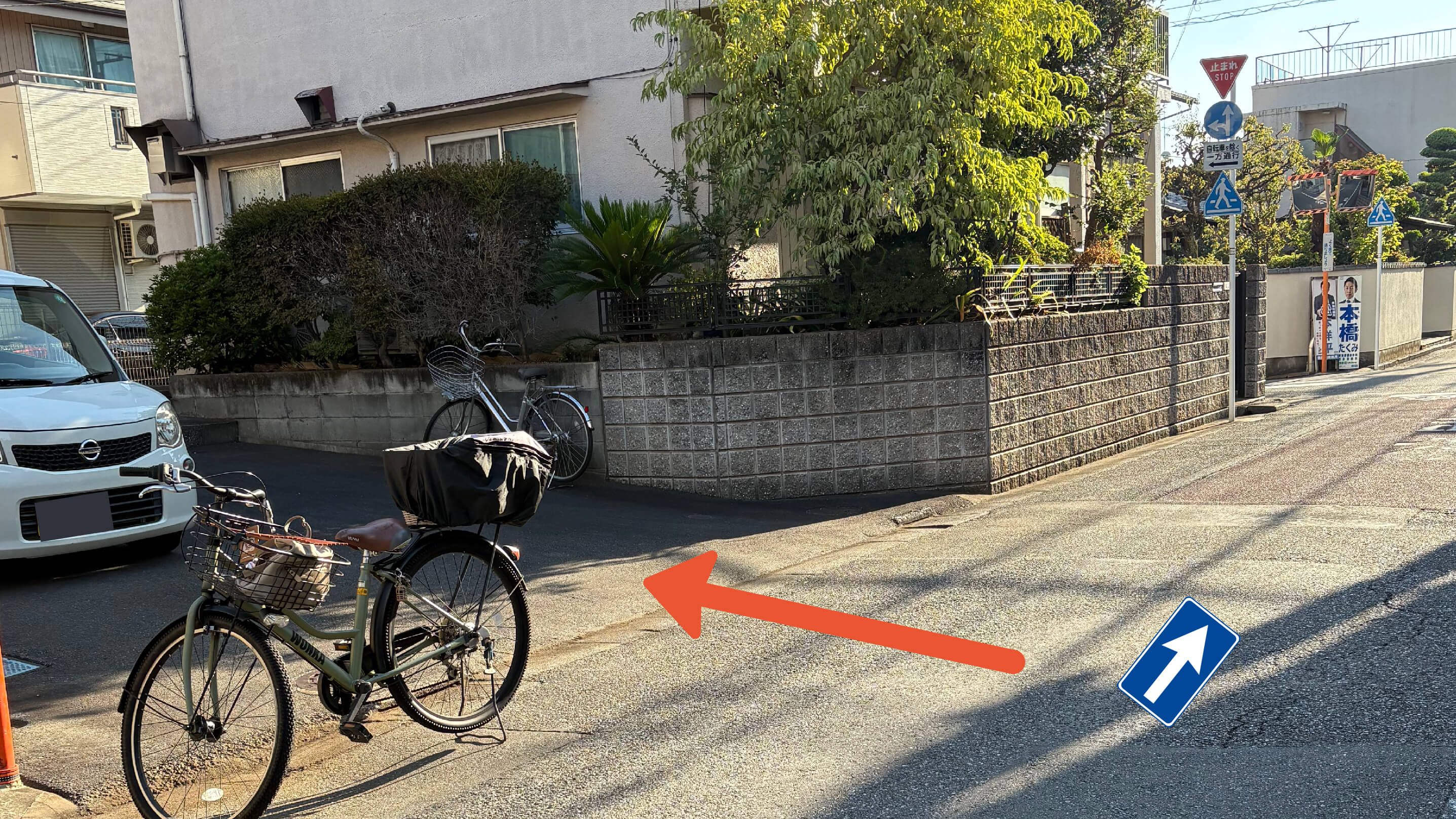 東2-18-1駐車場の写真