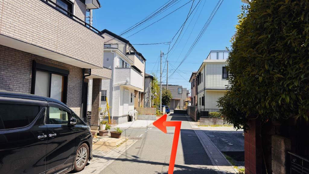 泉2-7-4駐車場の写真