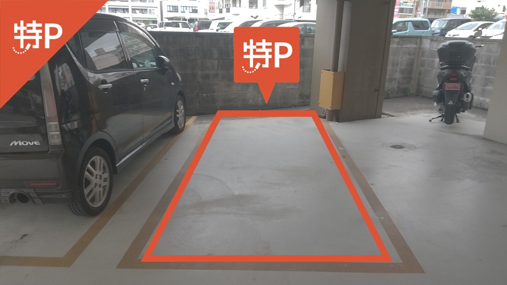 沖縄セルラースタジアム那覇から近くて安い《3番/軽自動車》壺川2丁目5-14駐車場