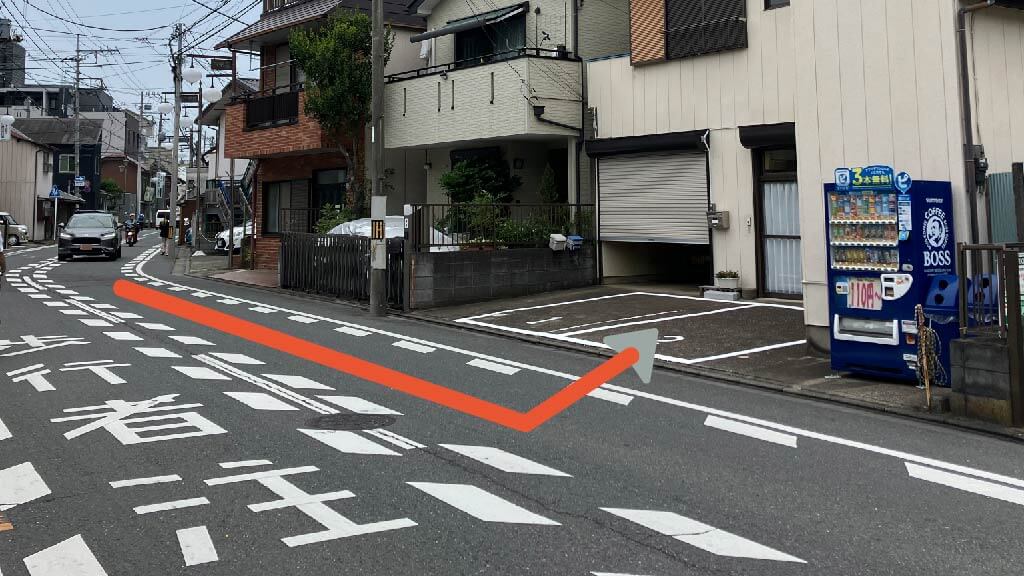 《軽自動車》六軒町1-13-1駐車場の写真