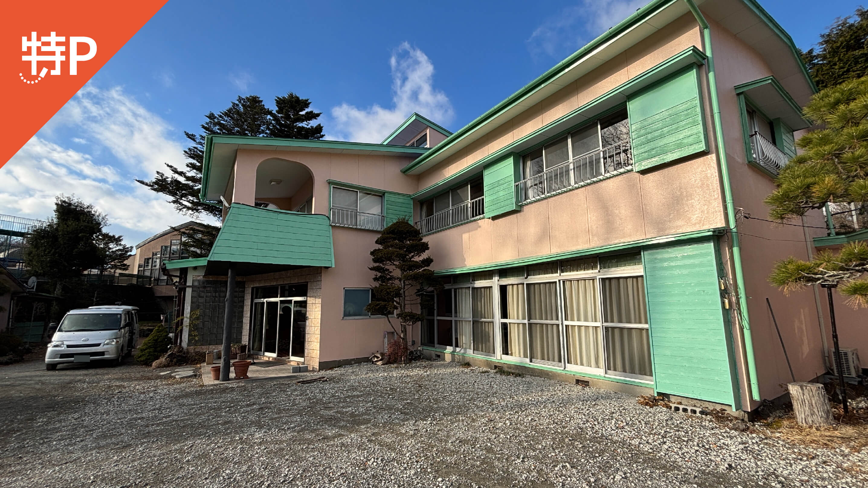 【予約制】特P HOTEL Mt.Fuji MoMoAung 桃庵 駐車場の画像1