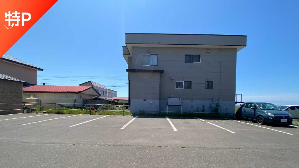 【予約制】特P 元町2丁目2-5駐車場の画像1