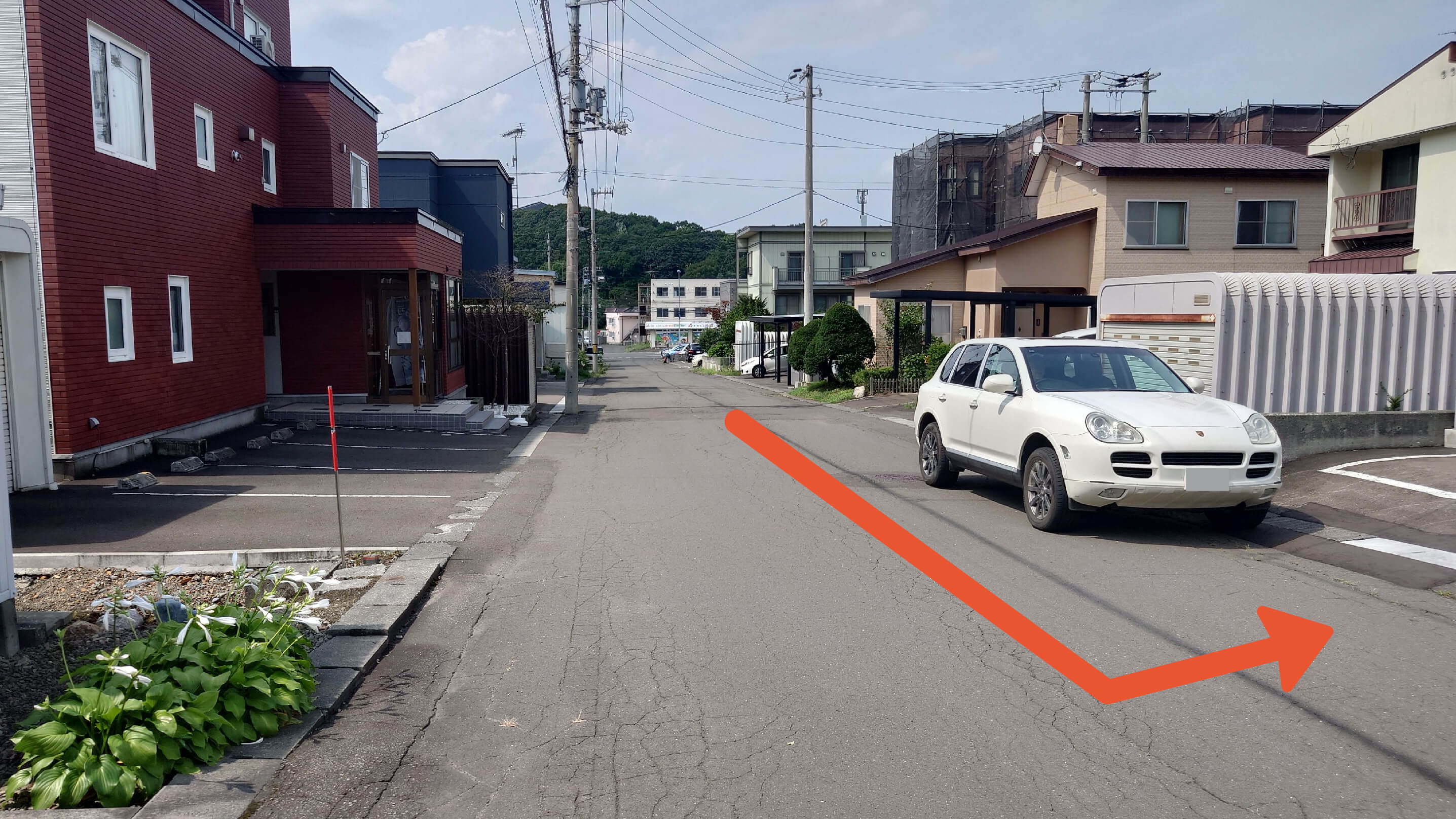 藤ハイツ第7と第8の間の駐車場の写真