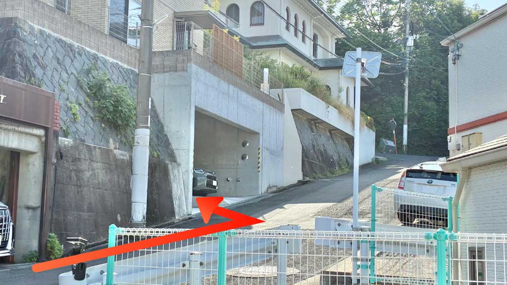 花園町202-5駐車場の写真