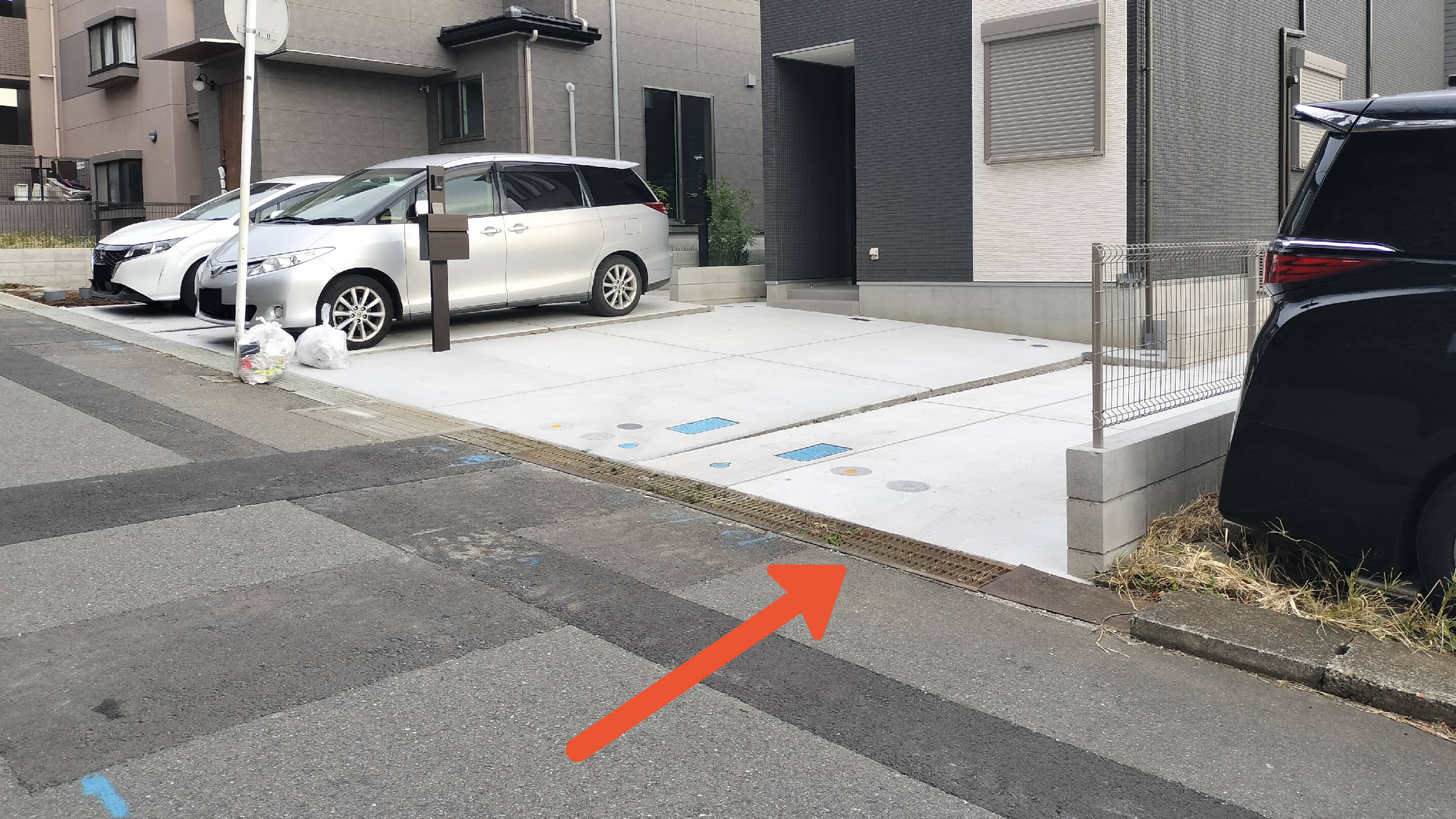 有馬4-18-23-1駐車場の写真