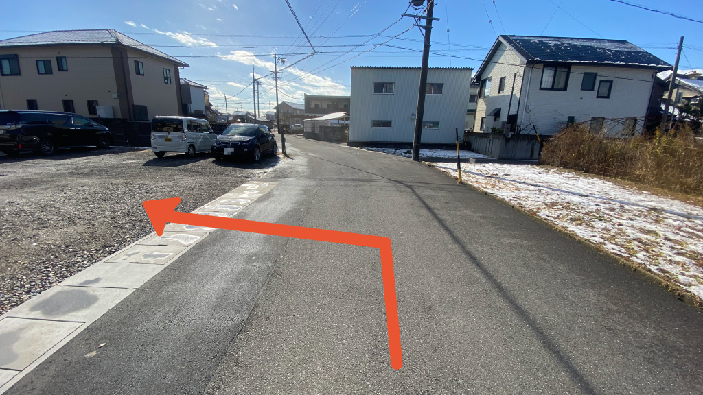 木曽川町里小牧新田58駐車場の写真