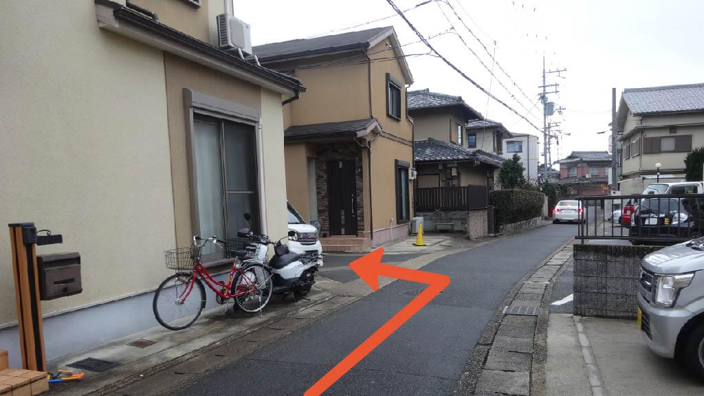 《バイク専用》【オープニング特価】大枝東長町1ｰ571駐車場の写真