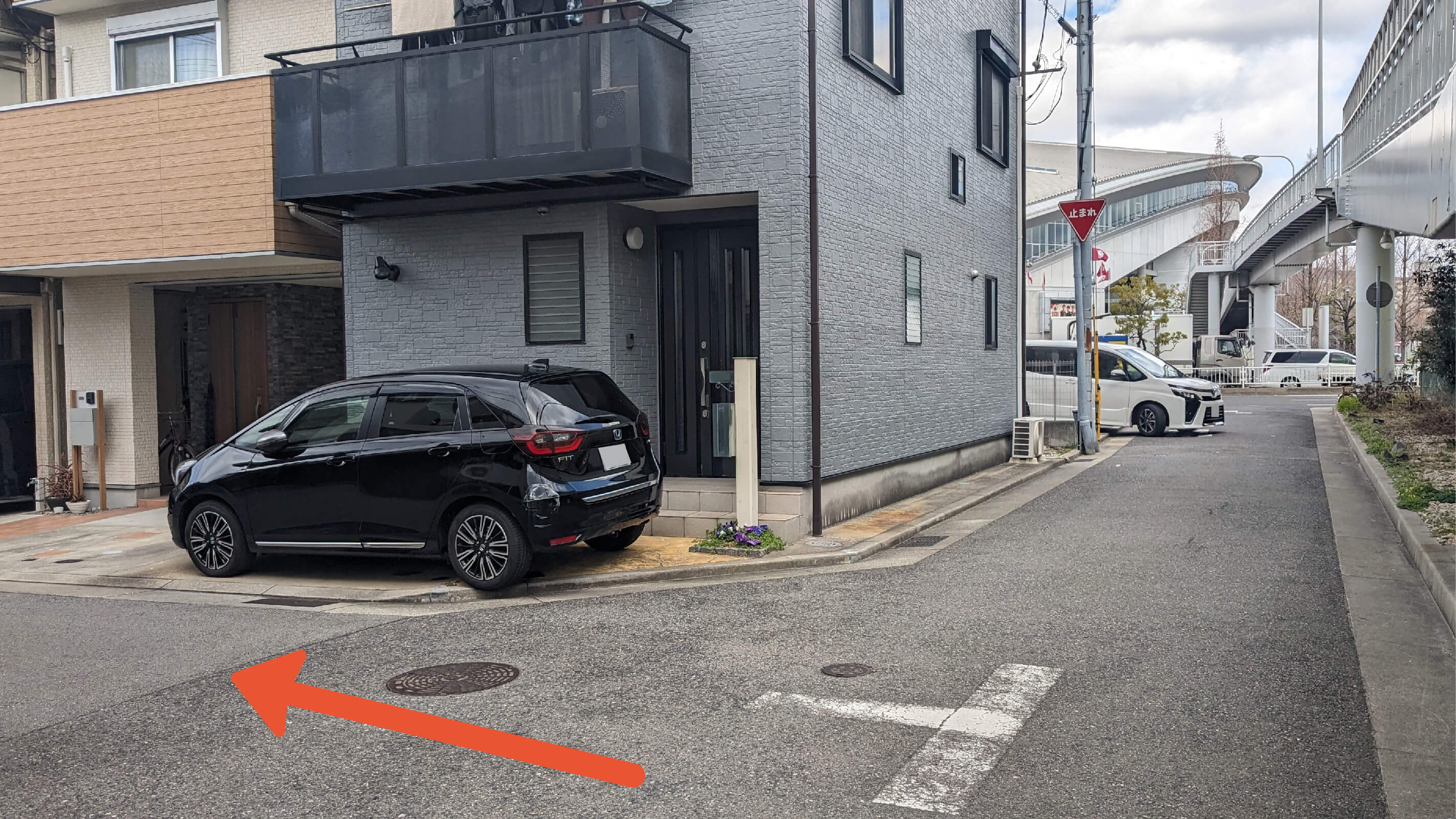 吉田町1-14-1-2駐車場の写真