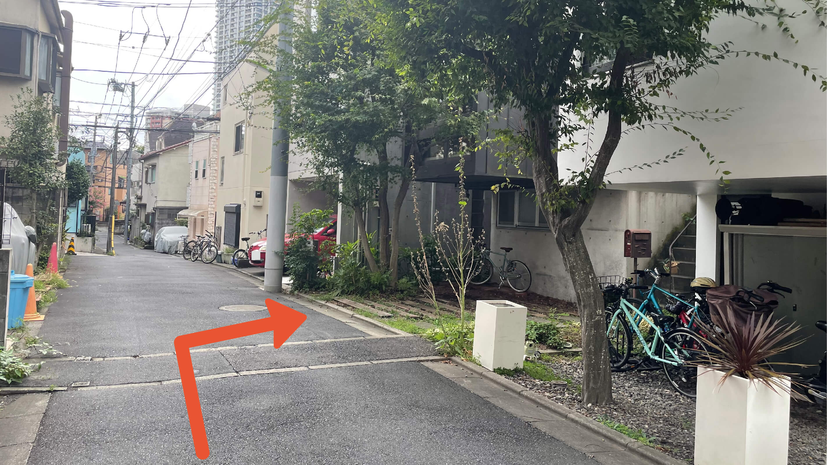 小山台1丁目4-17駐車場の写真