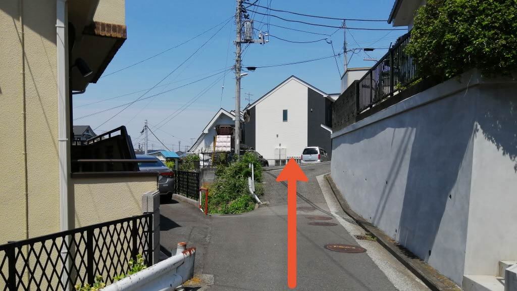 岡沢町5-5駐車場の写真