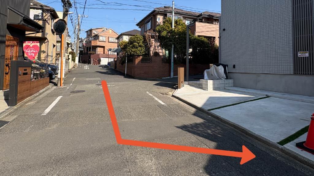ニコメゾン駐車場の写真