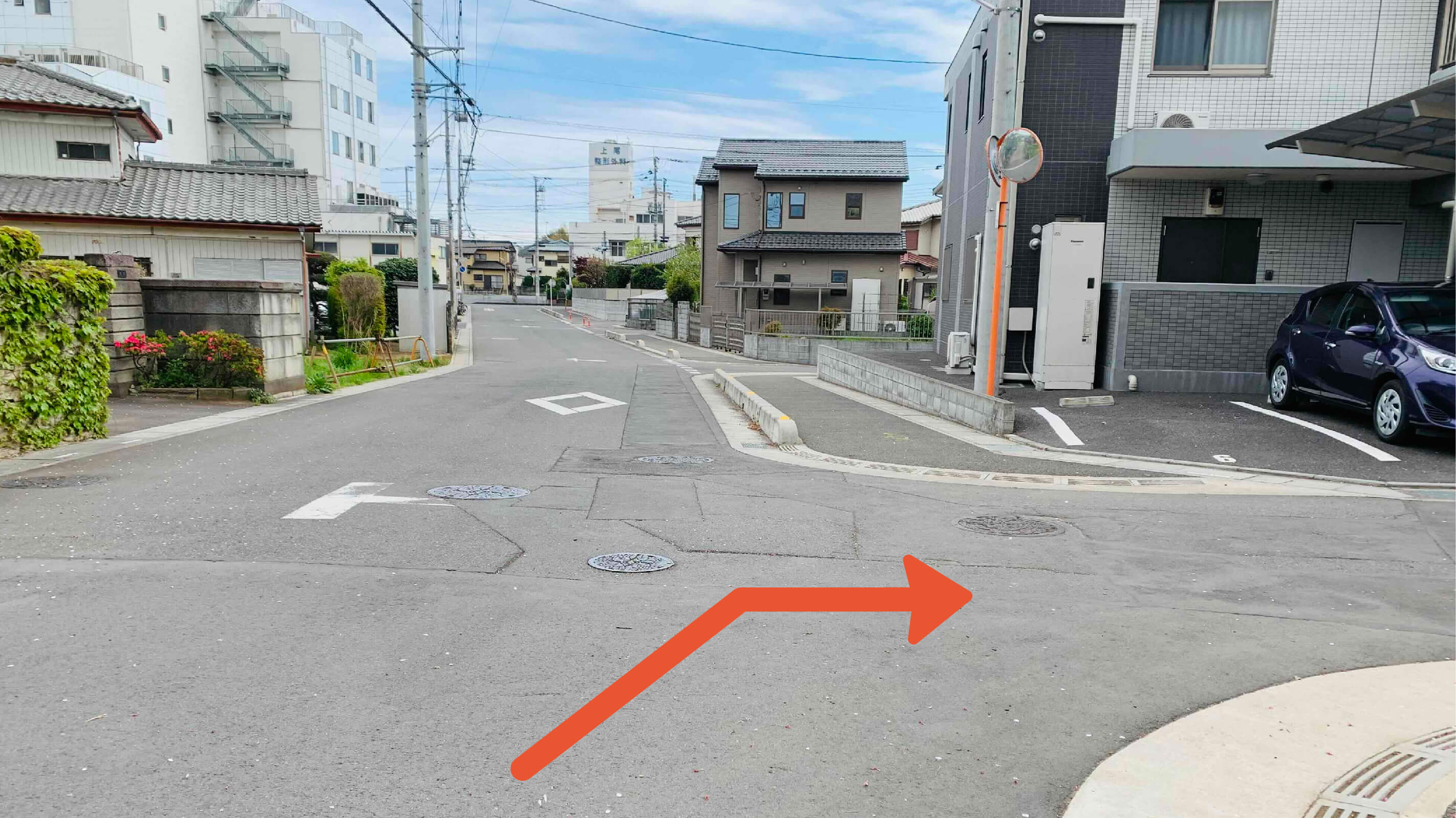 ガーデンクォーツ駐車場No.6の写真