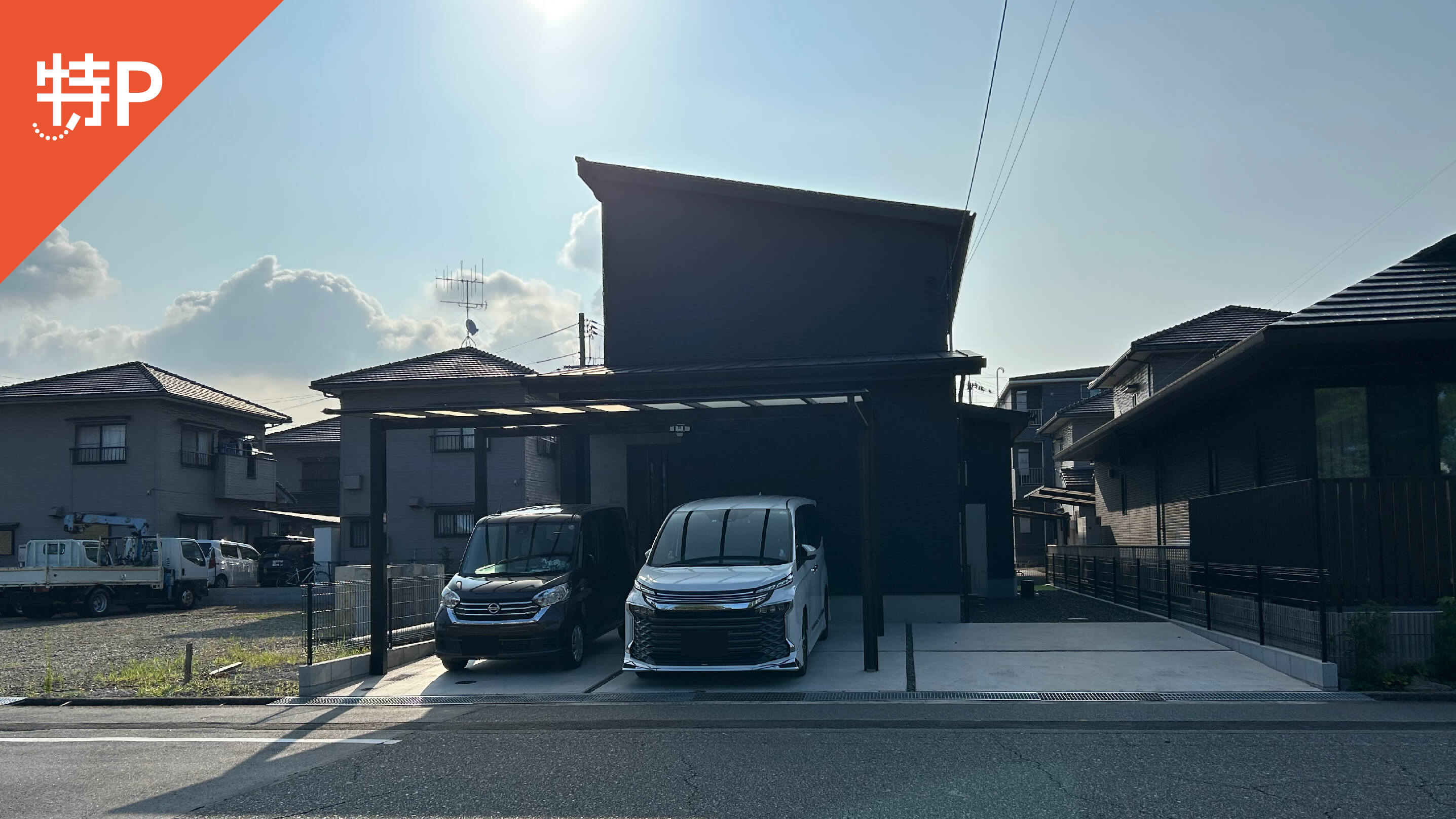 【予約制】特P 新涯町四丁目10-45駐車場の画像1