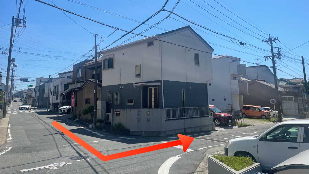 釜塚町2丁目11駐車場の写真
